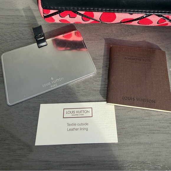 Louis Vuitton Twist Polka Dot Canvas Chain Bag Like New - Authentic LV Twist - Picture 8 of 10